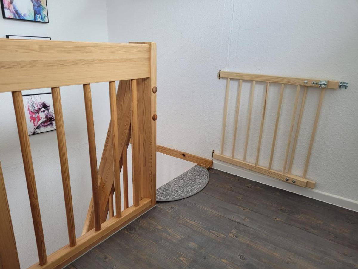 Kröslin 4 Sterne Dtv Floating House酒店 外观 照片